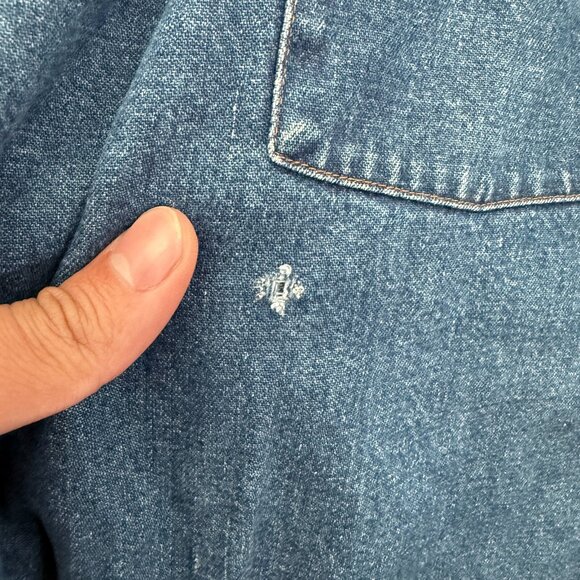 Vintage Carhartt Denim Shirt MensL Blue Western Workwear Pearl Snap Flap Pocket - Picture 5 of 12